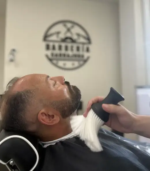 Barbería Salamanca Carbajosa Villares | Estilo, calidad y buen rollo
